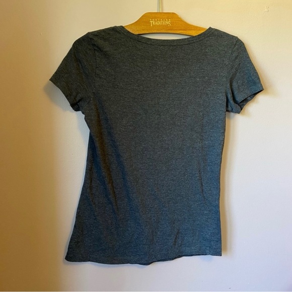 ✨3/$20✨ Bluenotes Women’s Sleeping Cat Graphic Tee - Picture 6 of 7